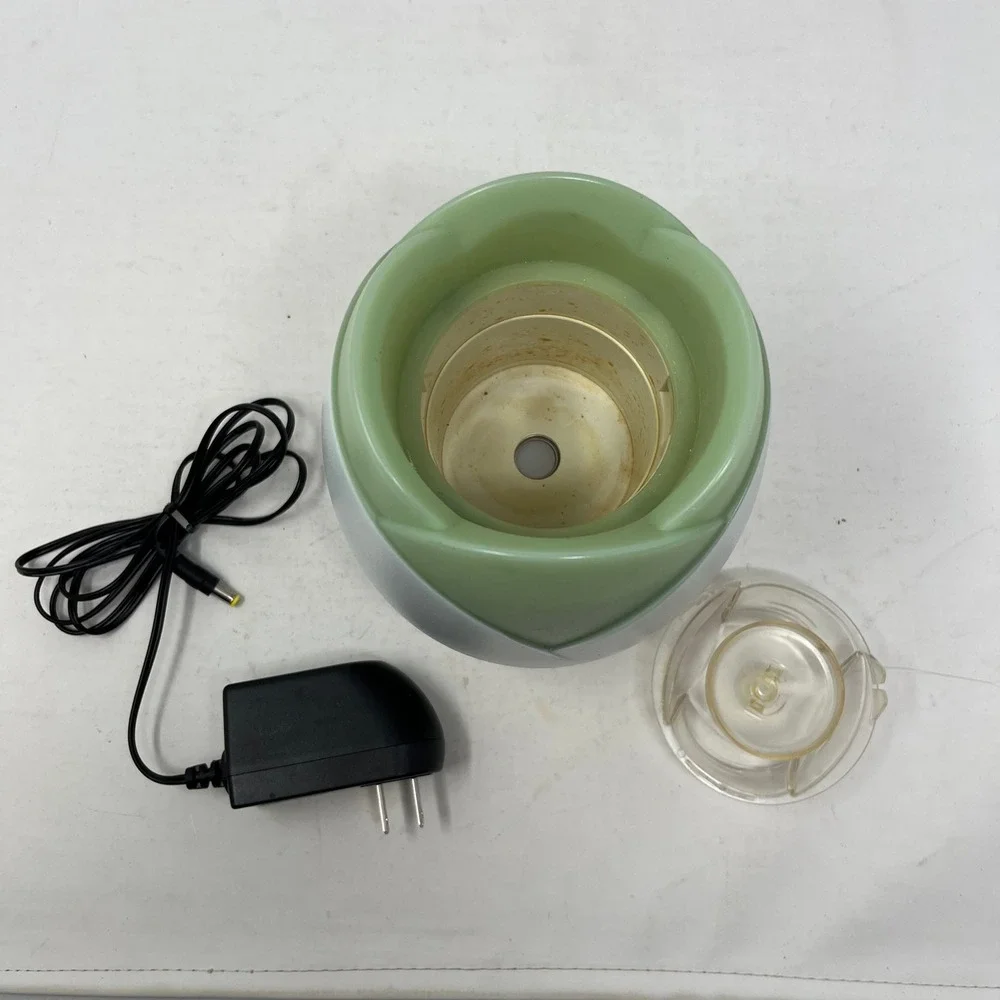 Young Living Home Diffuser YD-08623 White Green Tulip Ultrasonic Essential Oil